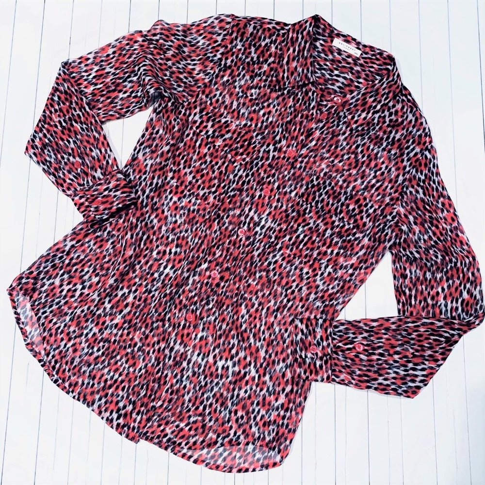 Equipment โข Slim Signature Leopard Print Silk Top - Picture 3 of 5